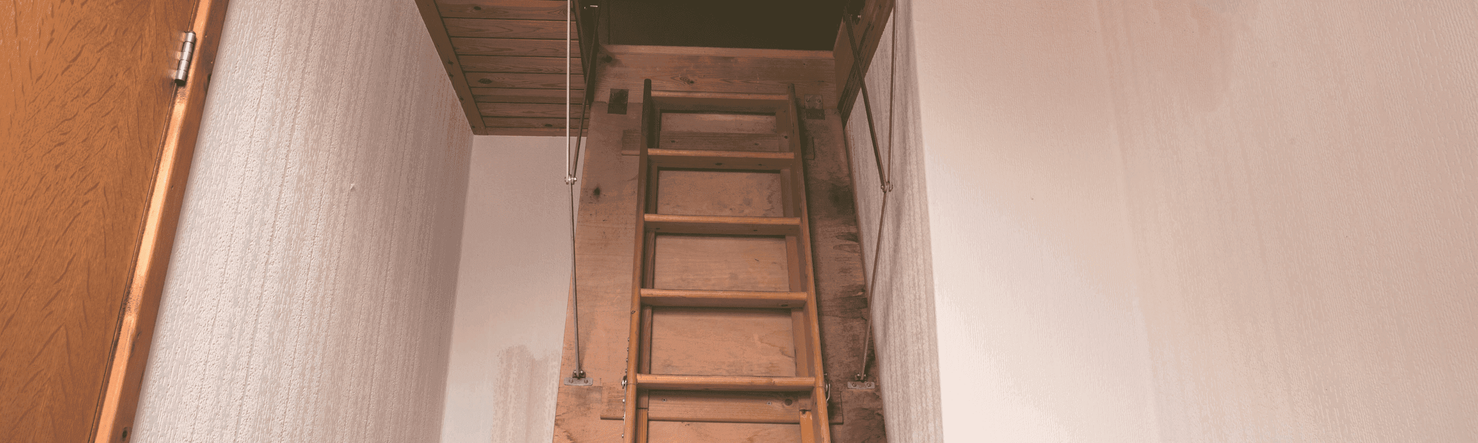 Garage Pulldown Ladder (Wooden)